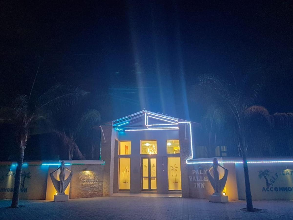 Palm Valley Inn And Day Spa ฮาร์ทบีสบูร์ท ภายนอก รูปภาพ