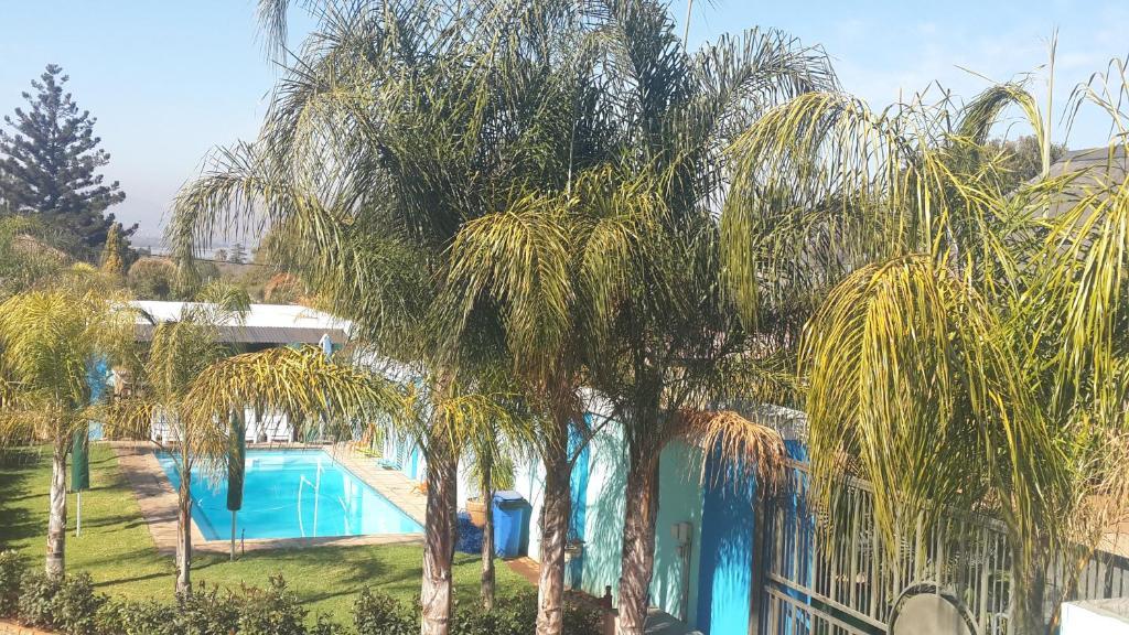 Palm Valley Inn And Day Spa ฮาร์ทบีสบูร์ท ภายนอก รูปภาพ