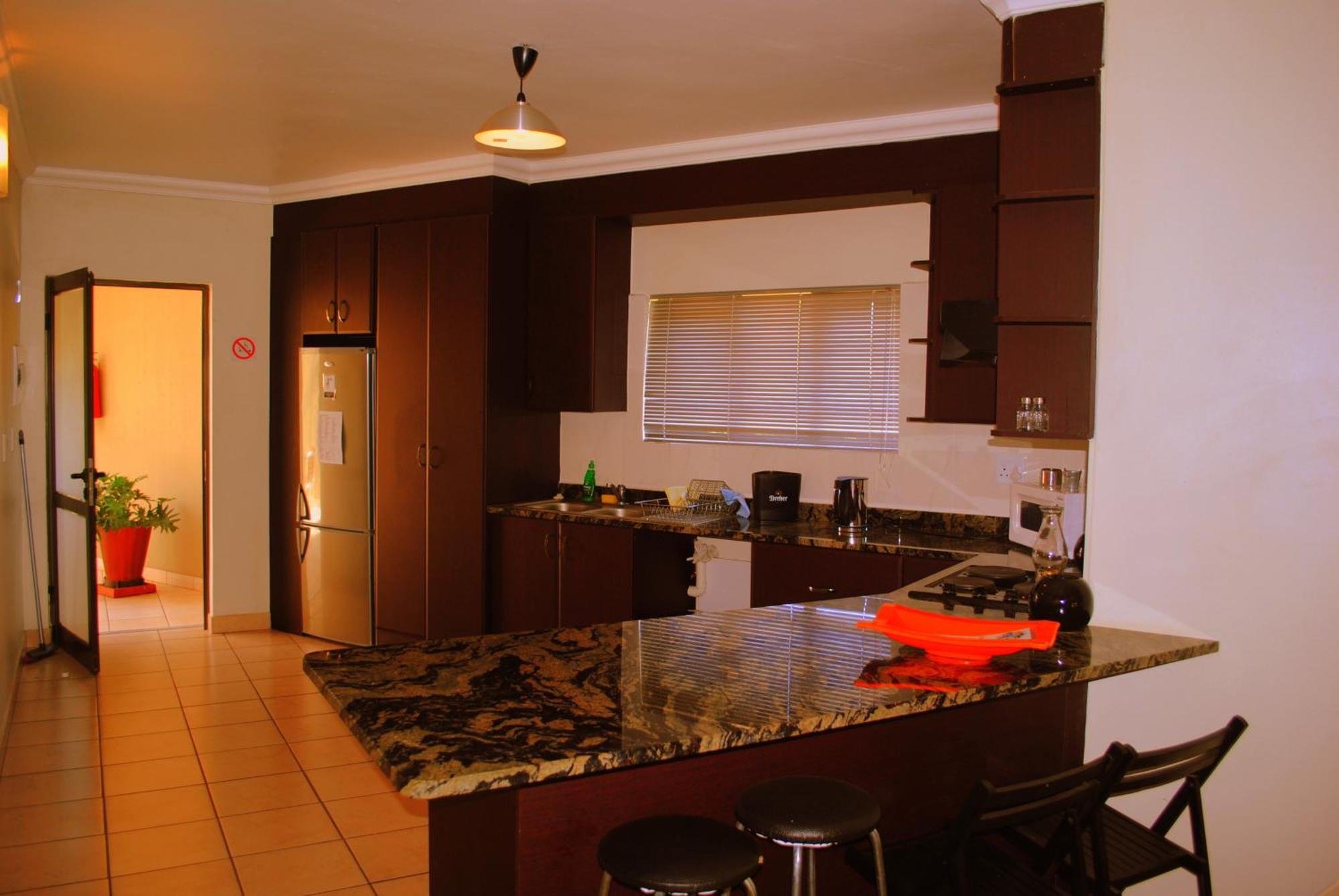 Palm Valley Inn And Day Spa ฮาร์ทบีสบูร์ท ภายนอก รูปภาพ