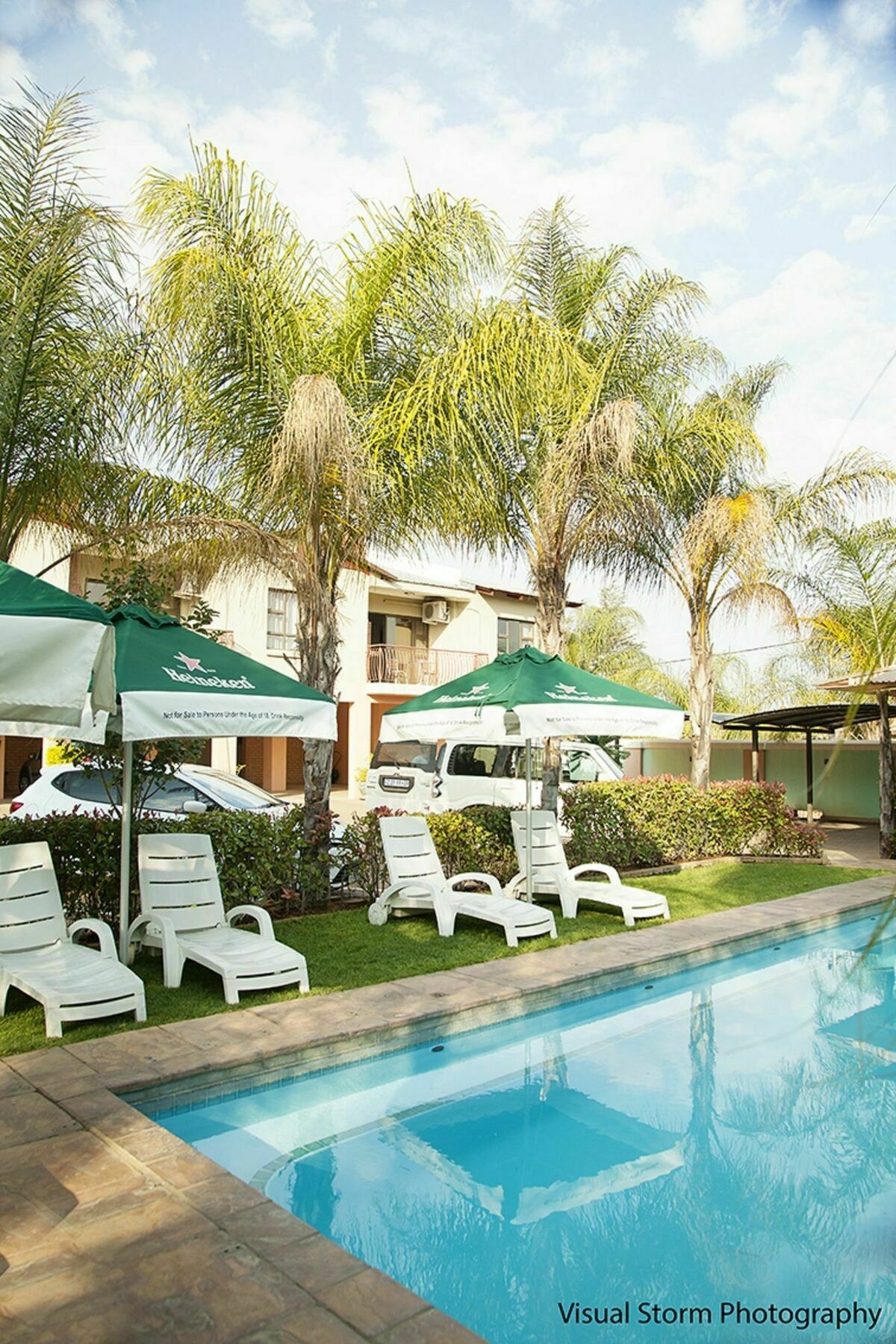 Palm Valley Inn And Day Spa ฮาร์ทบีสบูร์ท ภายนอก รูปภาพ
