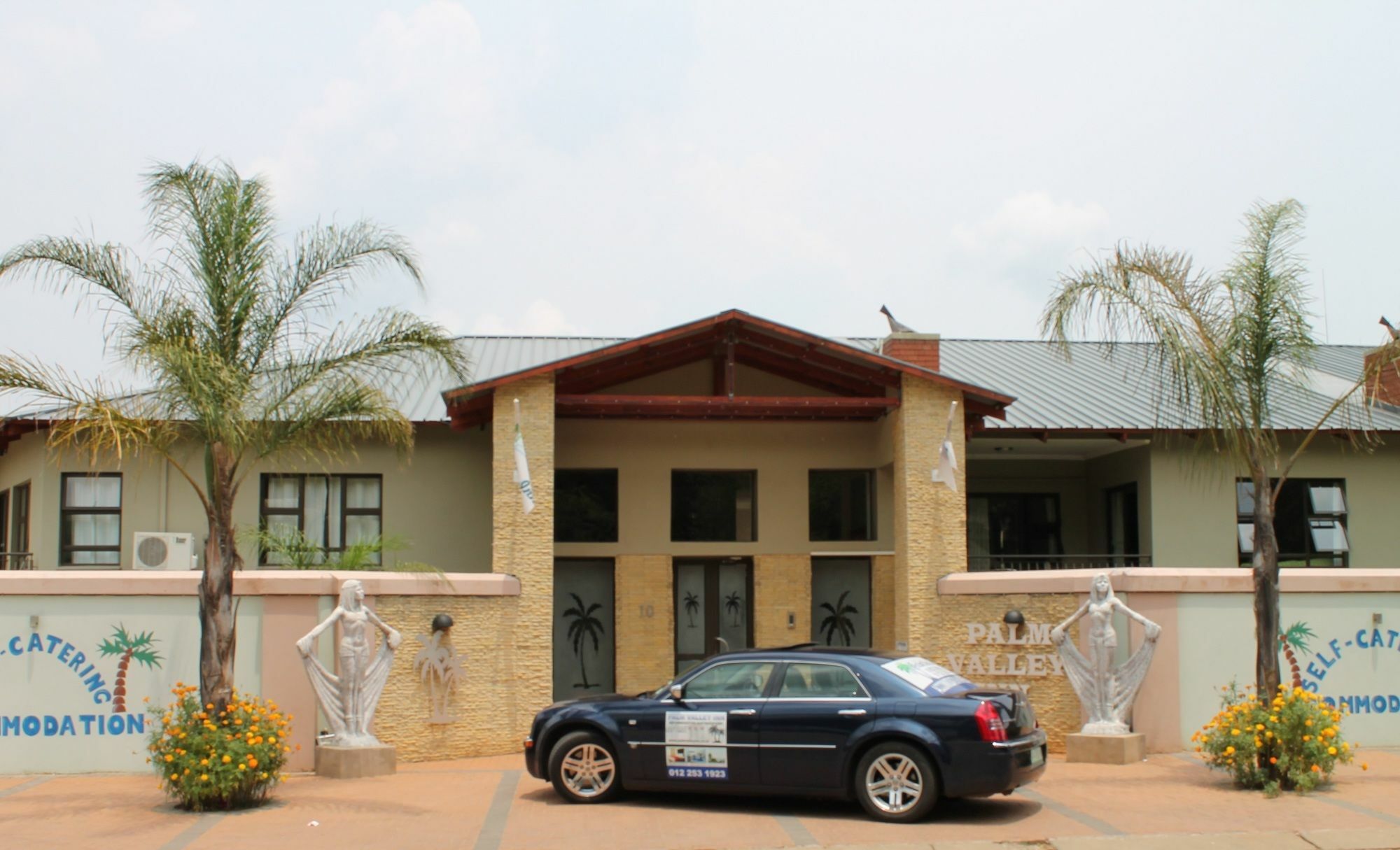 Palm Valley Inn And Day Spa ฮาร์ทบีสบูร์ท ภายนอก รูปภาพ